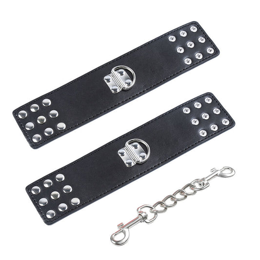 OHMAMA FETISH - WRIST RESTRAINTS WITH METAL CLASP