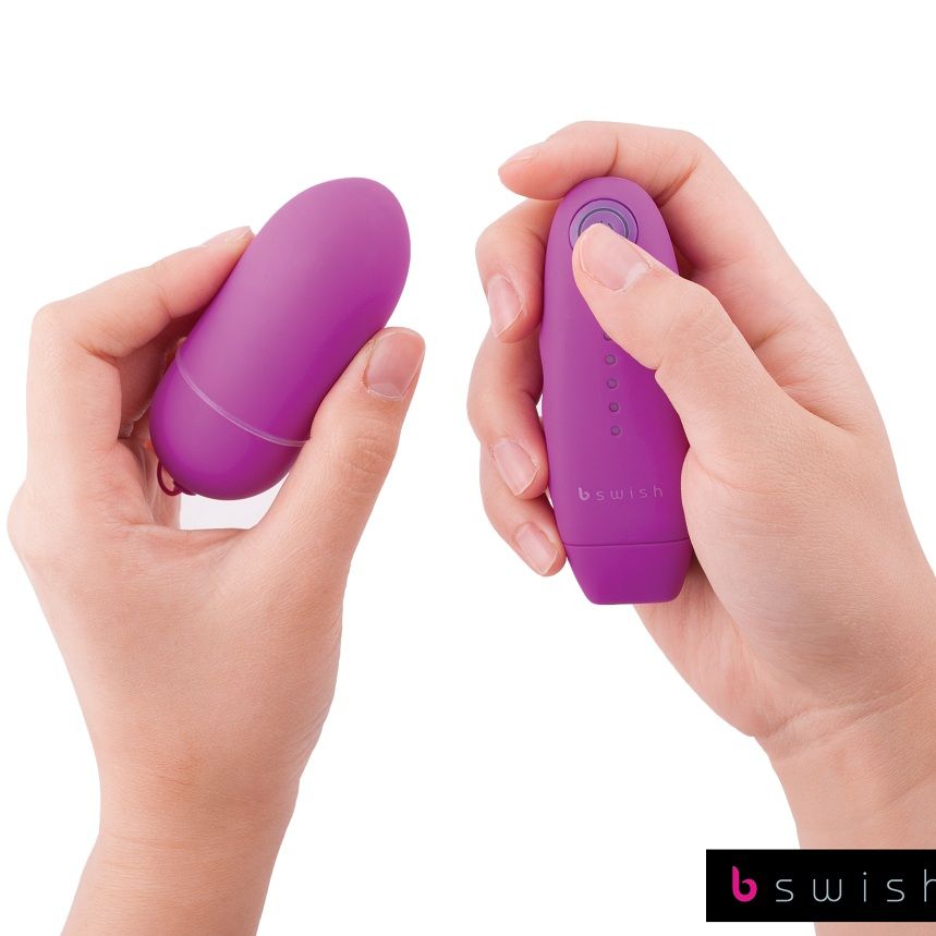 B SWISH - BNAUGHTY UNLEASHED TÉLÉCOMMANDE CLASSIQUE LILAS