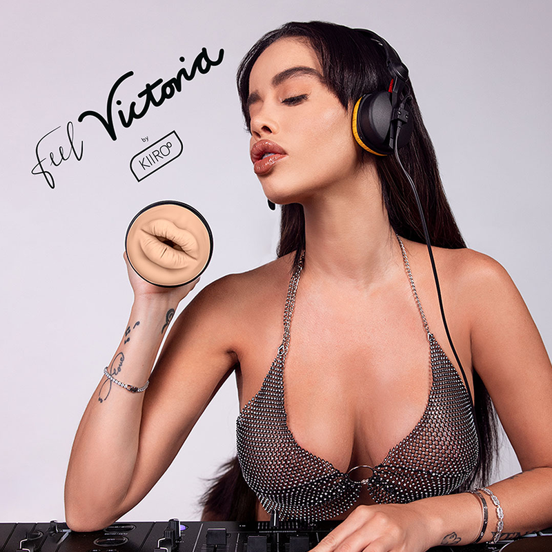 KIIROO - RESSENTEZ VICTORIA JUNE BOCA 