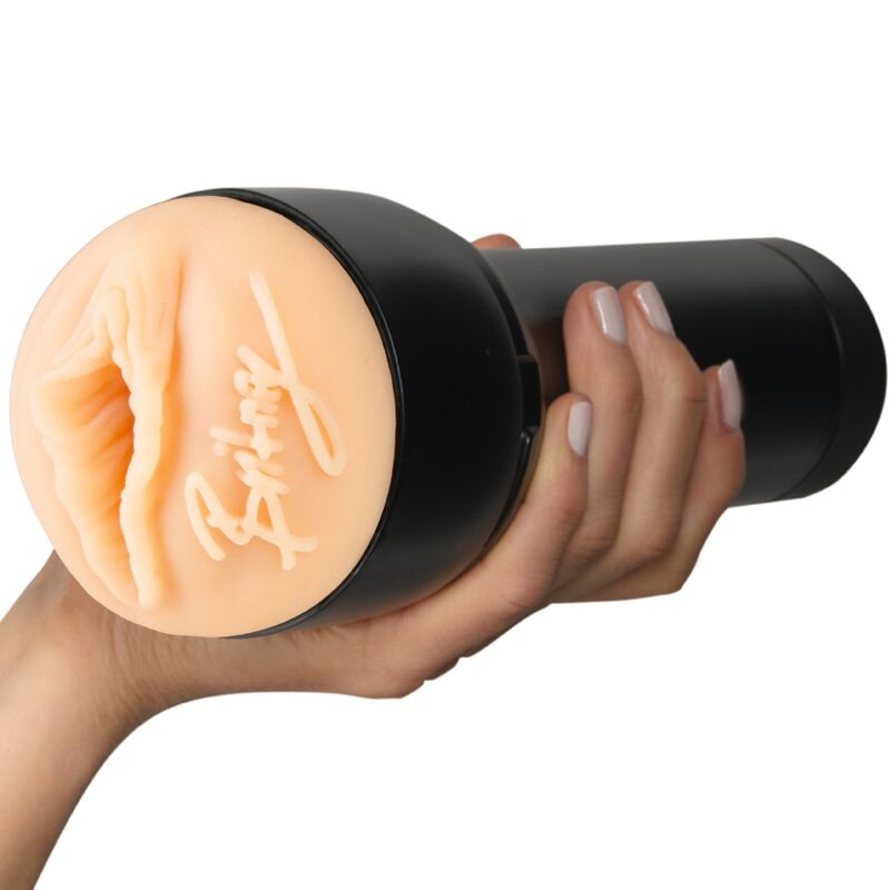 KIIROO - MASTURBATEUR FEEL BRITNEY AMBER