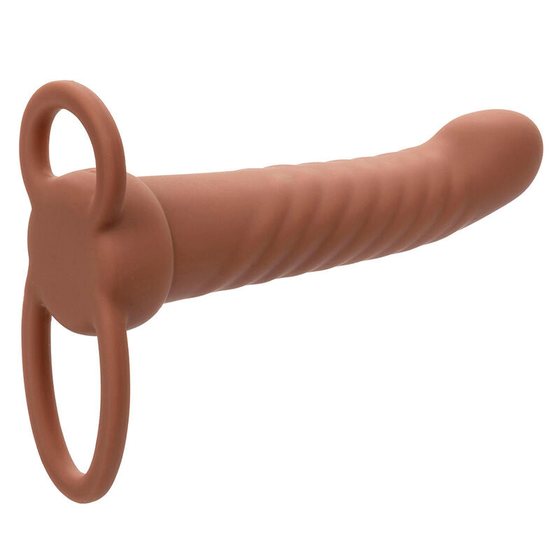 CALEXOTICS - MAXX PÉNÉTRATEUR À DOUBLE NERVURE 10 VIBRATIONS MULÂTRE