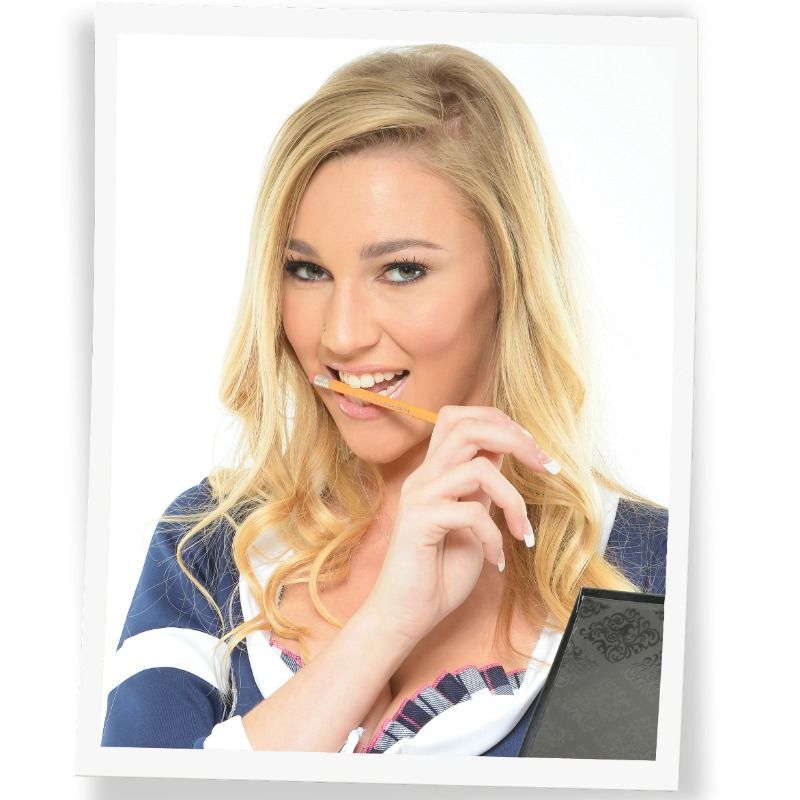 EXTREME TOYZ - MASTURBATEUR MASCULIN BOUCHE ÉTUDIANTE SUÇEUR DE BITE